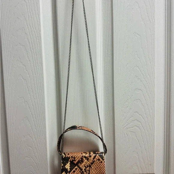 Snakeskin Pattern Tan and Black Women's Bag By Judith Jack - Picture 2 of 10